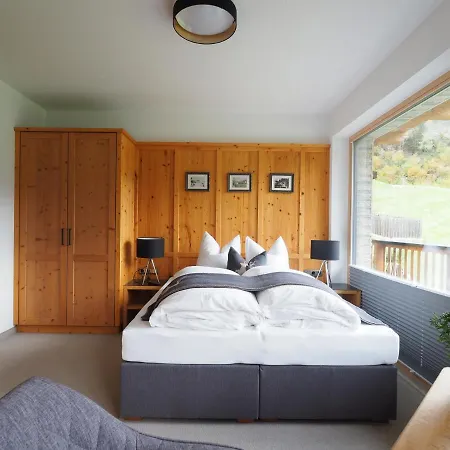 アパート Widkal フィンケンベルク